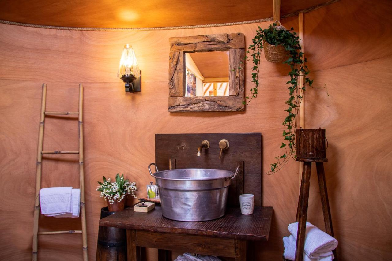 2 CUORI E 1 YURTA Glamping in Tuscany Asciano Bagian luar foto