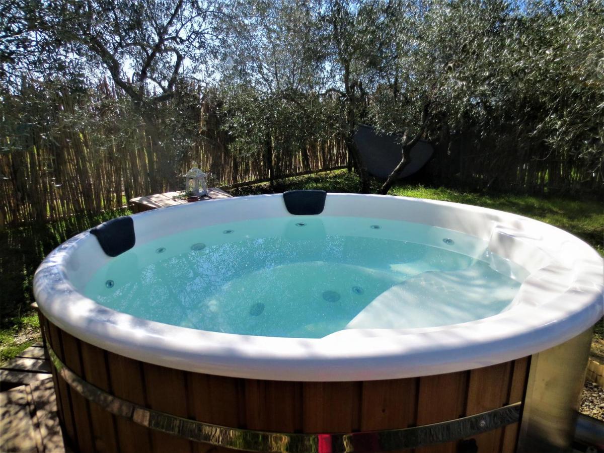 2 CUORI E 1 YURTA Glamping in Tuscany Asciano Bagian luar foto