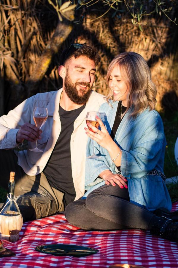 2 CUORI E 1 YURTA Glamping in Tuscany Asciano Bagian luar foto