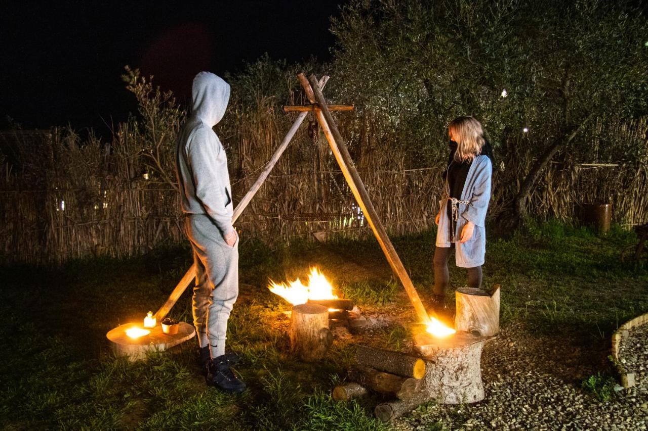 2 CUORI E 1 YURTA Glamping in Tuscany Asciano Bagian luar foto