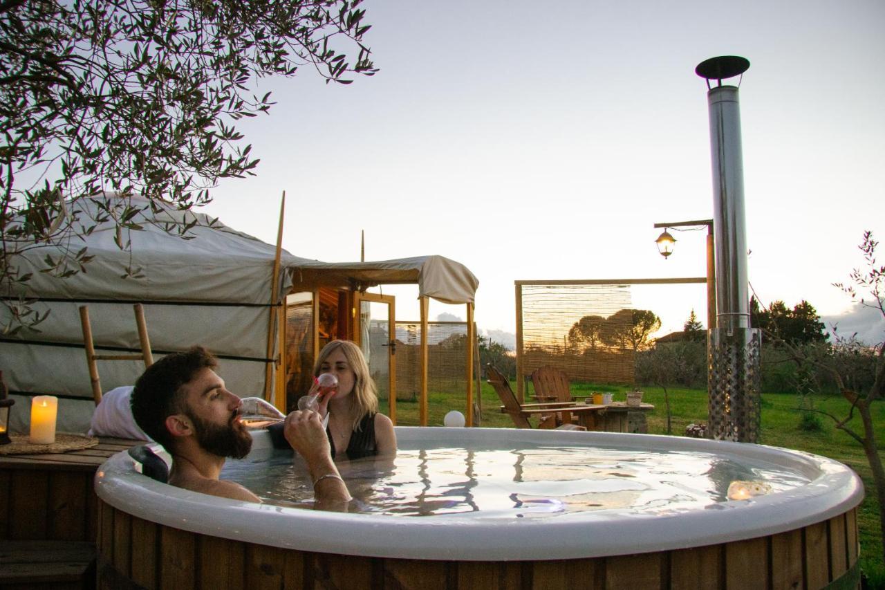 2 CUORI E 1 YURTA Glamping in Tuscany Asciano Bagian luar foto